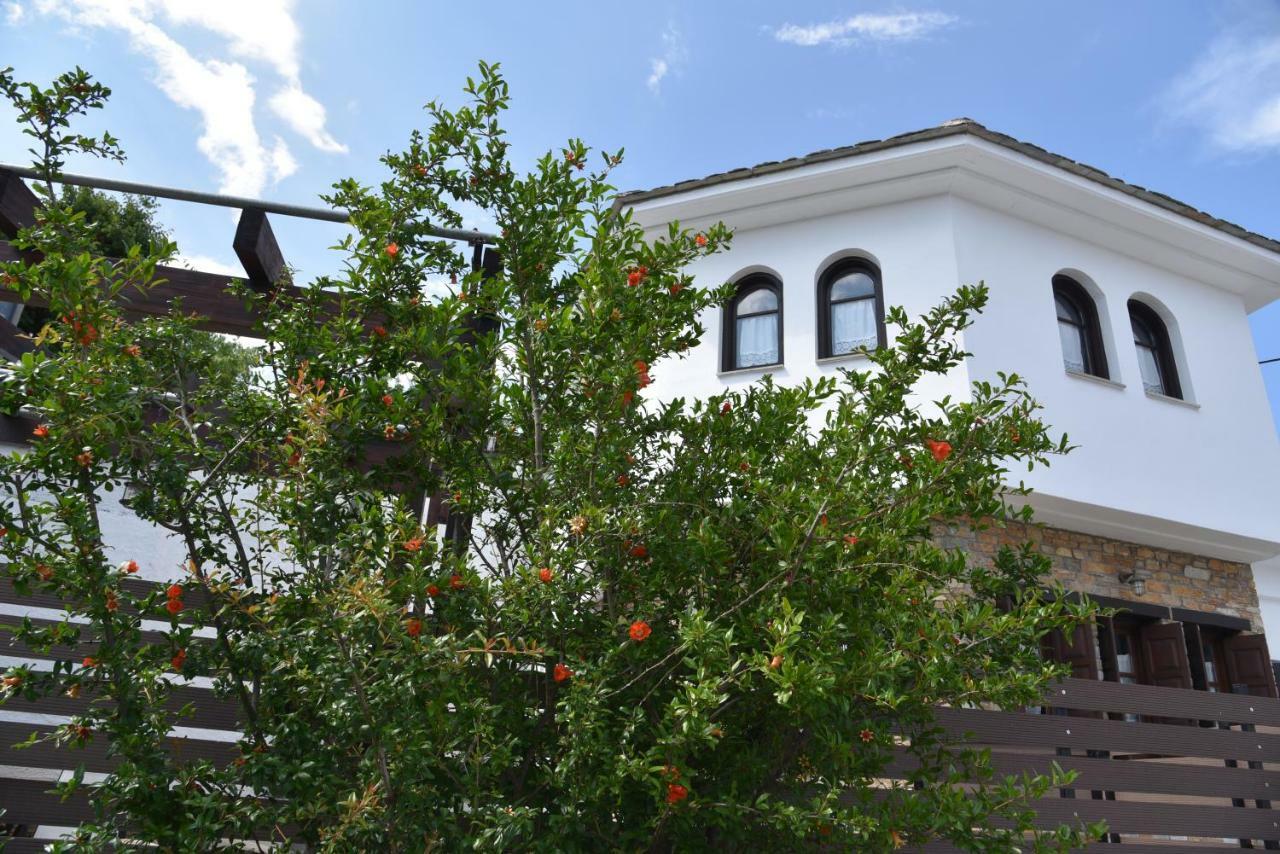 Karpofora Traditional Guesthouse Miléai Dış mekan fotoğraf