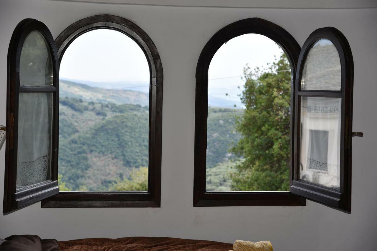 Karpofora Traditional Guesthouse Miléai Dış mekan fotoğraf