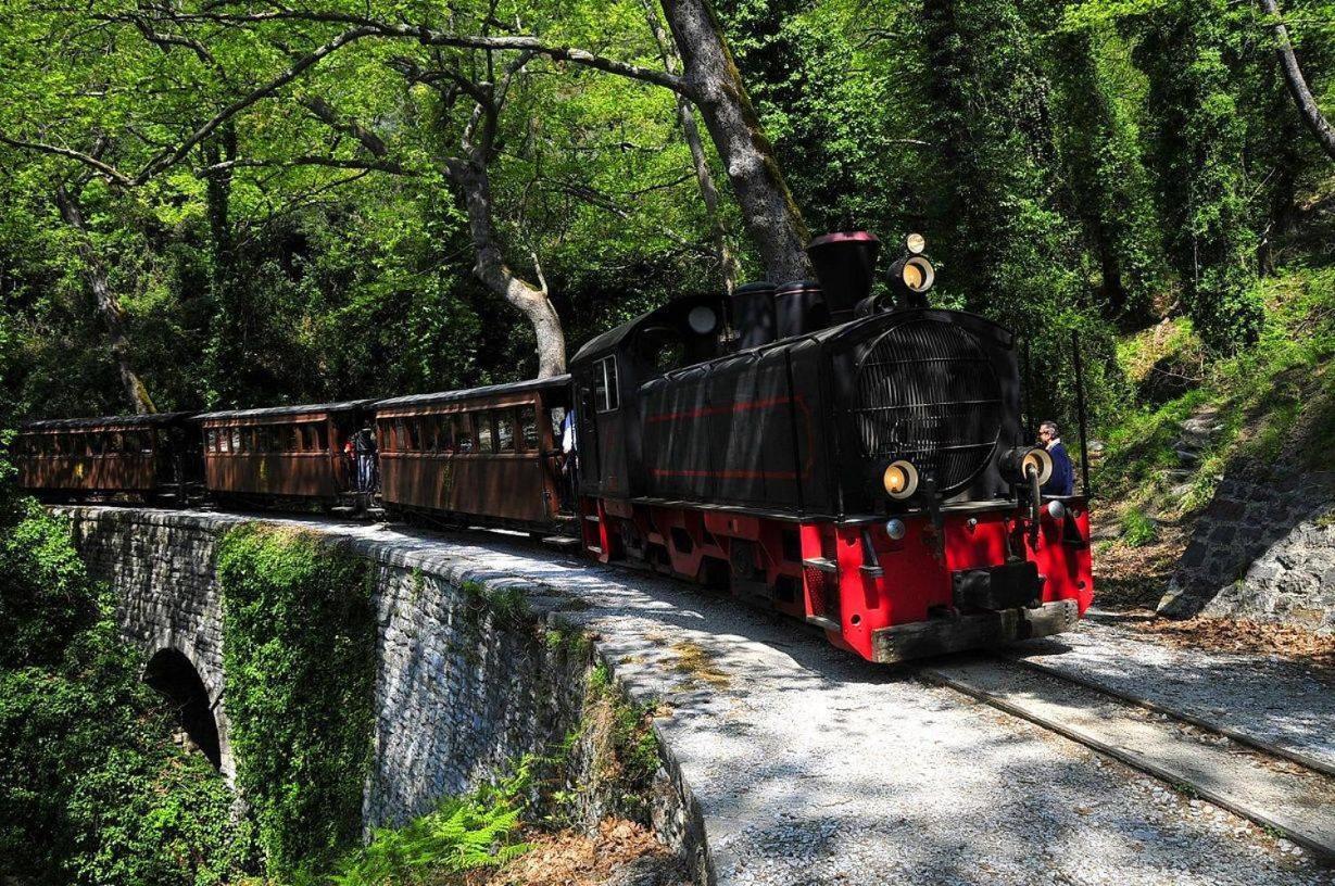 Karpofora Traditional Guesthouse Miléai Dış mekan fotoğraf